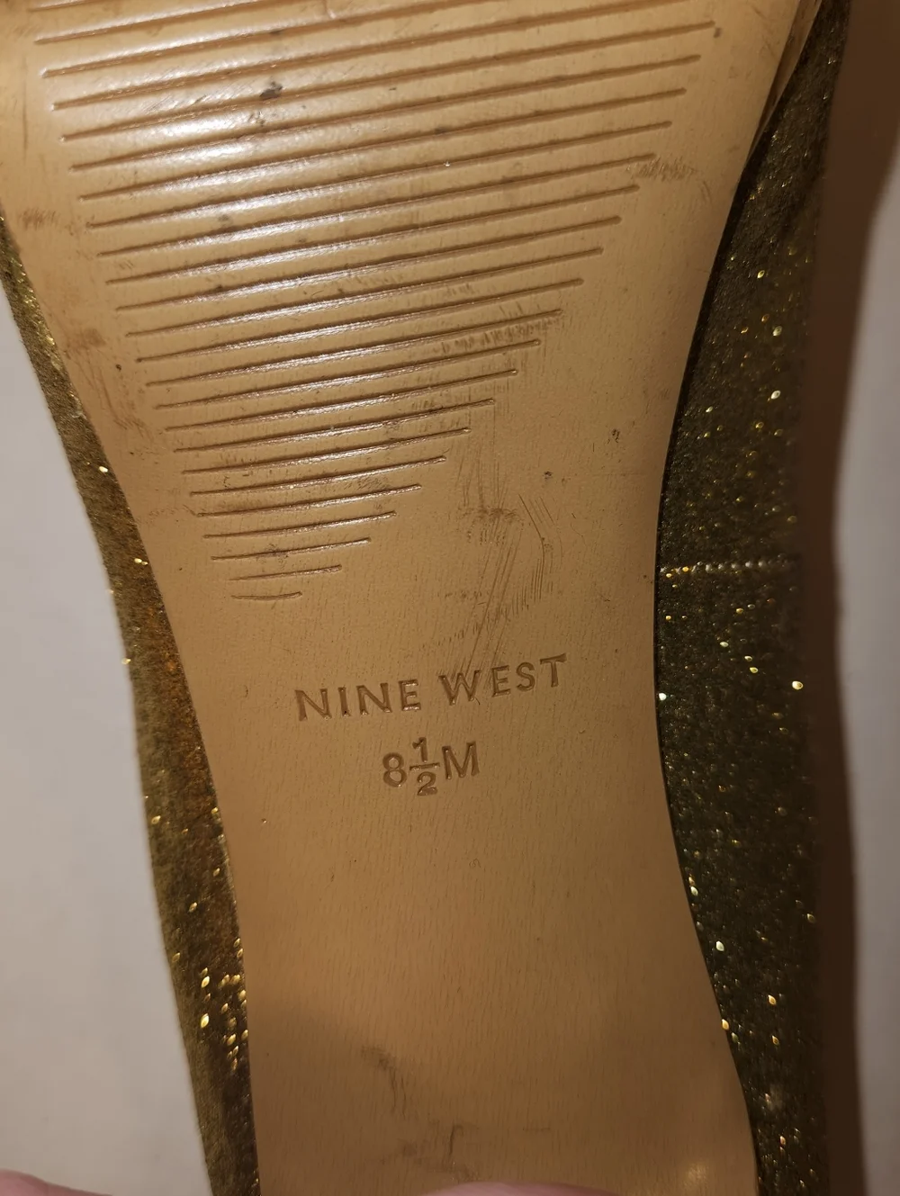 Nine West Metallic Gold Glitter Peep Toe Hidden Platform High Heels 8.5 EUC